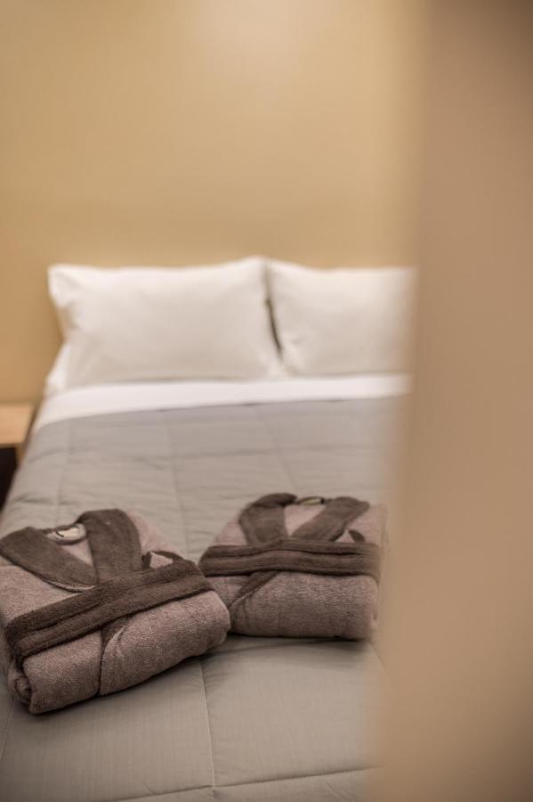 Seven Keys Luxury Suites Apartament Achílleion